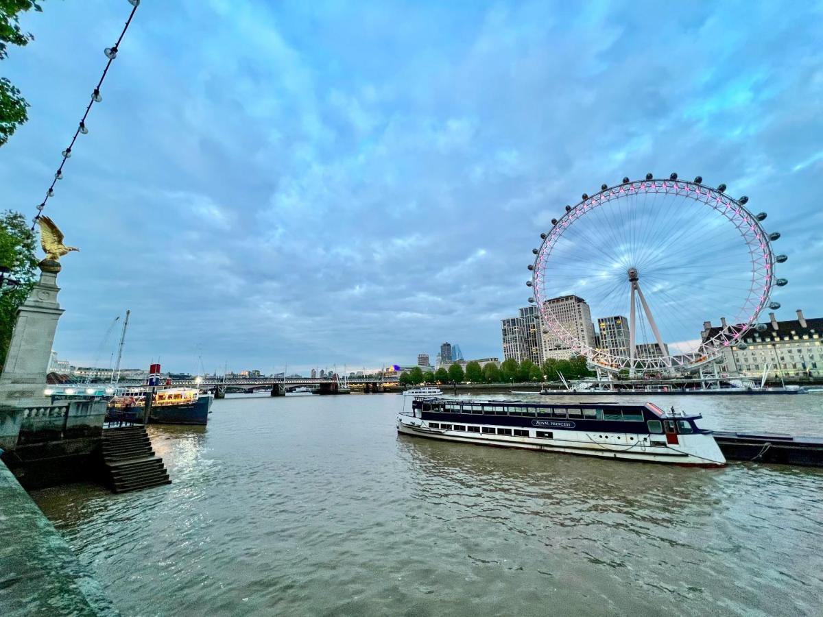 Deluxe Entire Studio Next To London Eye & Trafalgar Square Londres Exterior foto