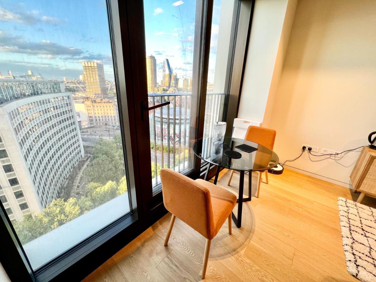 Deluxe Entire Studio Next To London Eye & Trafalgar Square Londres Exterior foto