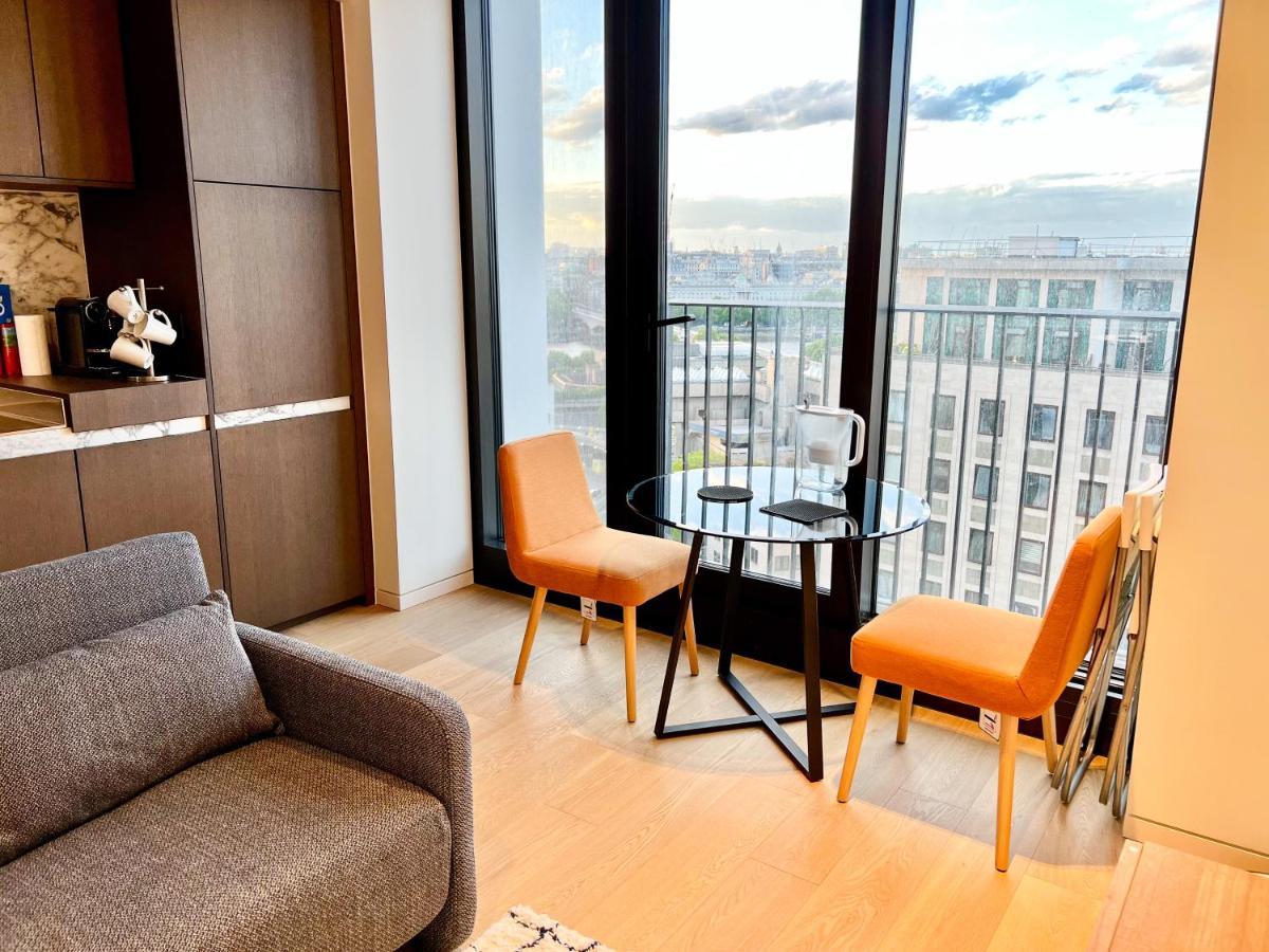 Deluxe Entire Studio Next To London Eye & Trafalgar Square Londres Exterior foto